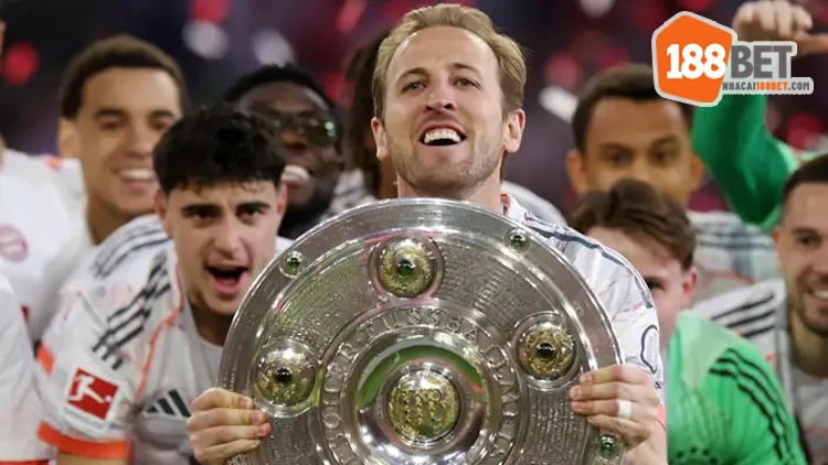 Với Harry Kane, FC Bayern Munich đã đoạt Bundesliga mùa giải 2024-2025